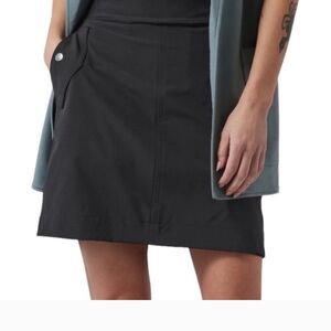 Athleta Black Skort With Snap Pockets Size 0